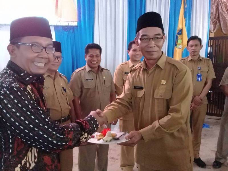 Asisten Administrasi Umum dan Pembangunan menyambut kepulangan Kafilah Kabupaten Tana Tidung