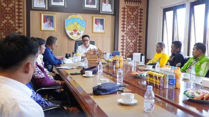 Bupati Tana Tidung Gelar Rapat Koordinasi dengan Kepala Desa di Wilayah Pesisir
