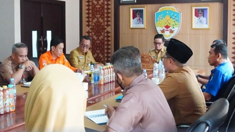 Bupati Tana Tidung Pimpin Rapat Langkah-Langkah Penanganan Karhutla dan Sebaran Asap